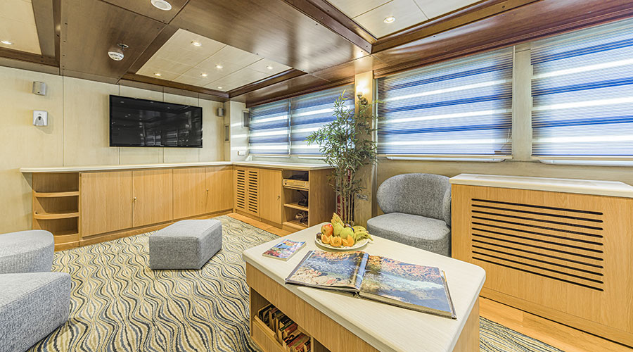 Royal Evolution | Saudi Liveaboard