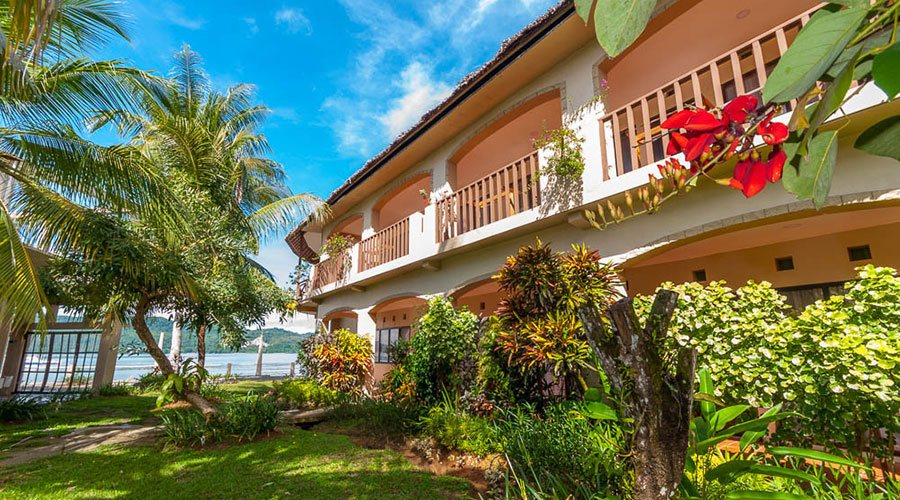 Maluku Resort and Spa Scuba Travel