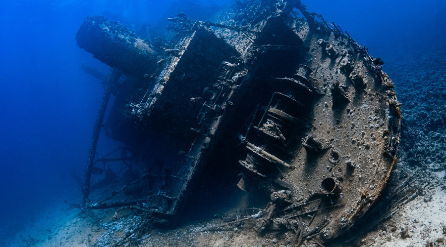 Wrecks and Reefs5